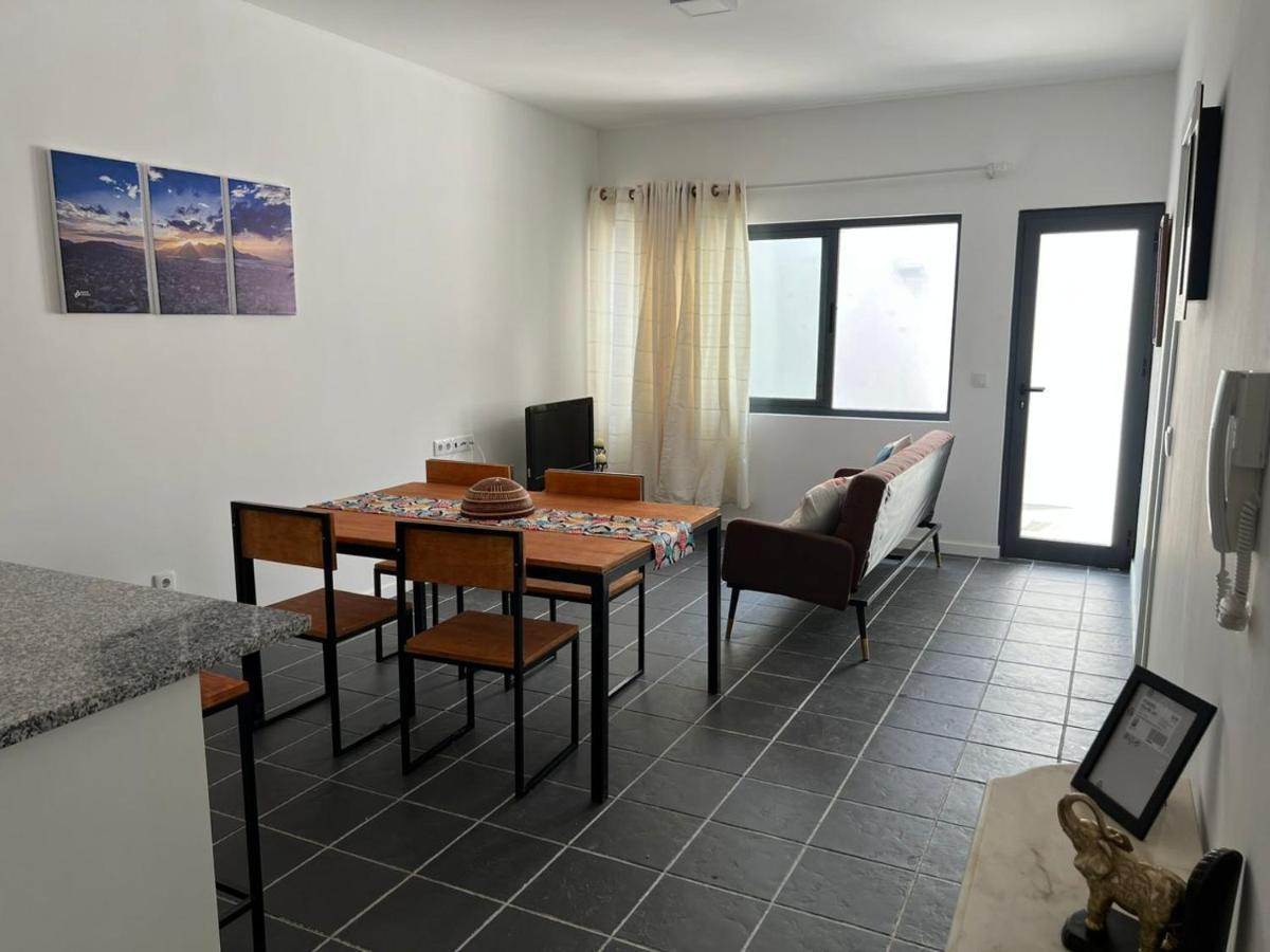 Tia Nita Apartamentos Mindelo Extérieur photo