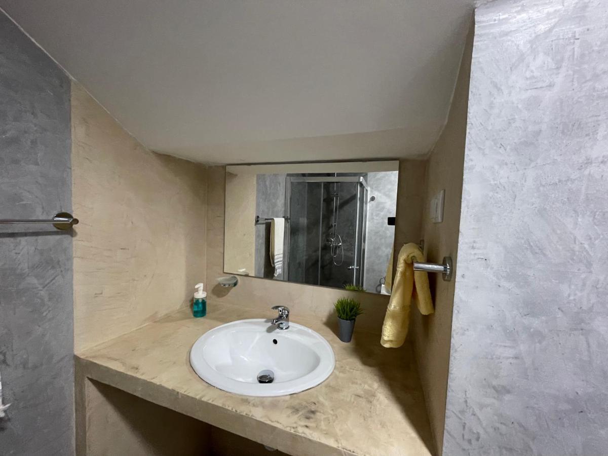 Tia Nita Apartamentos Mindelo Extérieur photo