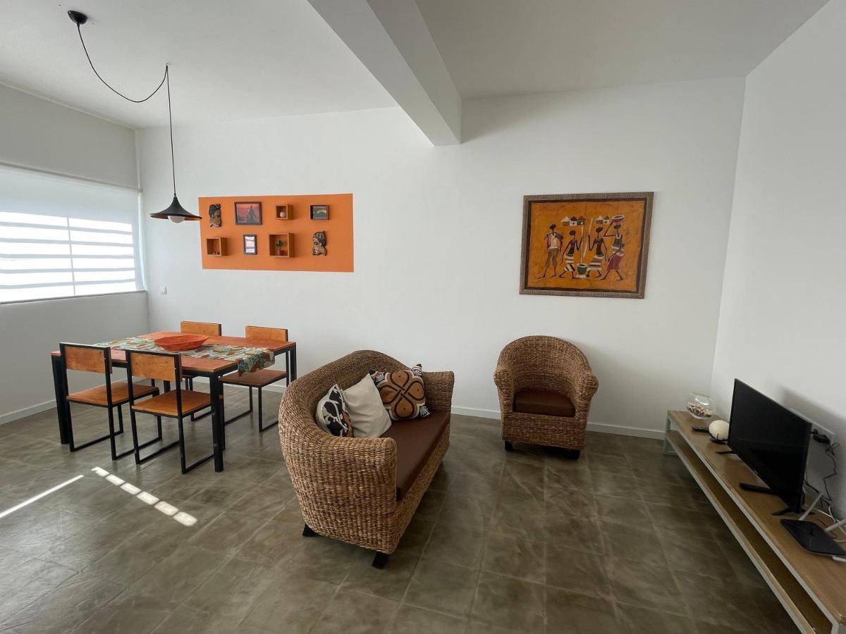 Tia Nita Apartamentos Mindelo Extérieur photo